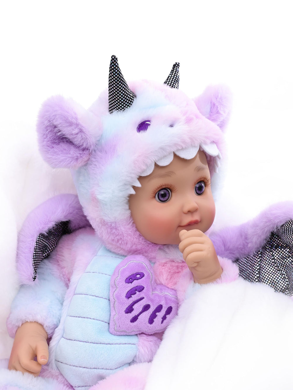 Cloveray Elara soft vinyl head and cloth body for gentle hugs