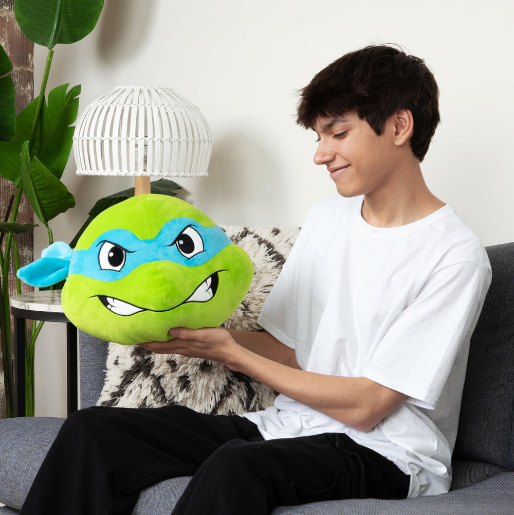 Club Mocchi Mocchi Leonardo head plush side view, 15-inch cuddly hero