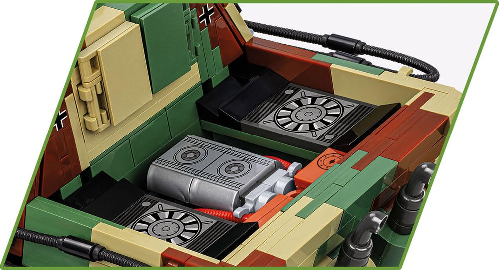 COBI Jagdtiger interior access with service hatch reveal