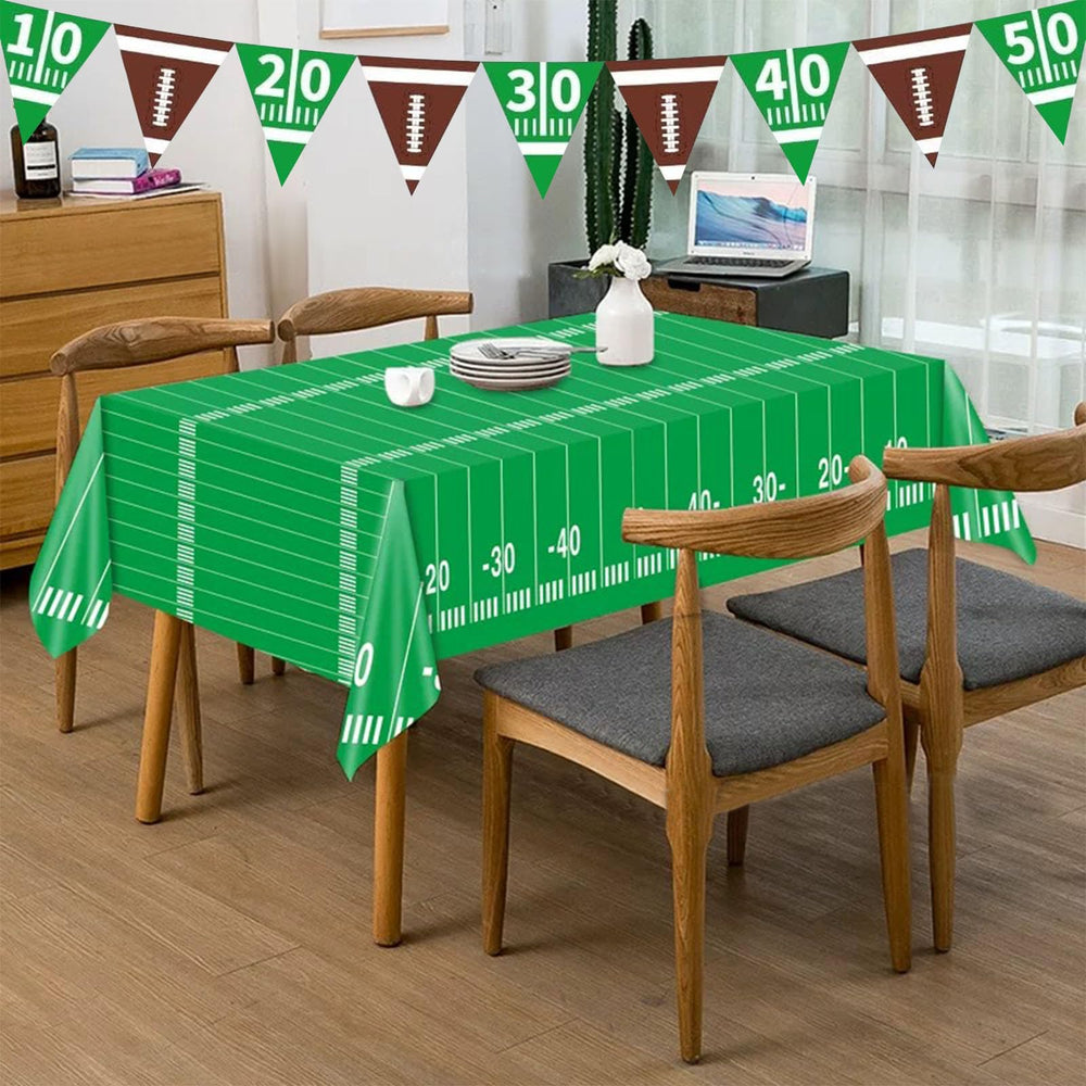 Cokoness tailgate-friendly tablecloth suits SB parties and gatherings.