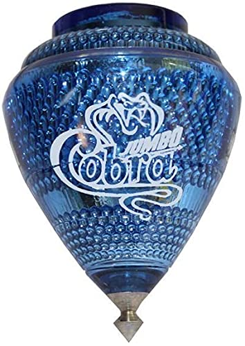 Cometa compact size trompo fits small hands for easy grip.