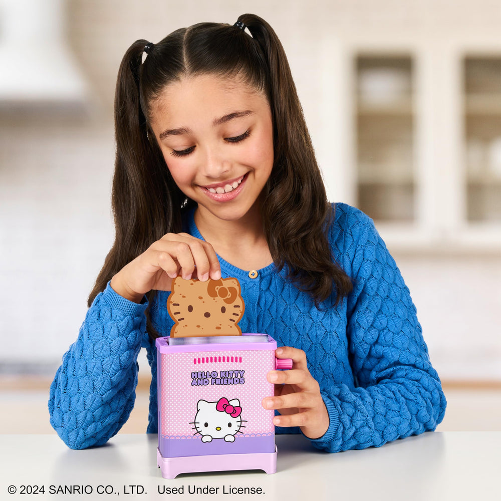 Cookeez Makery Toasty Treatz packaging features bright colors for curious unboxing.