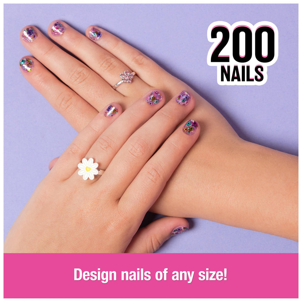Cool Maker GO GLAM design cartridge with smileys for cute nails