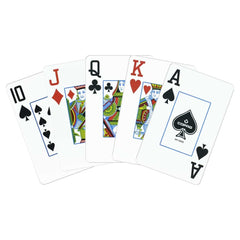 Shuffling action of Copag 1546 Design bridge narrow cards for confident deals.