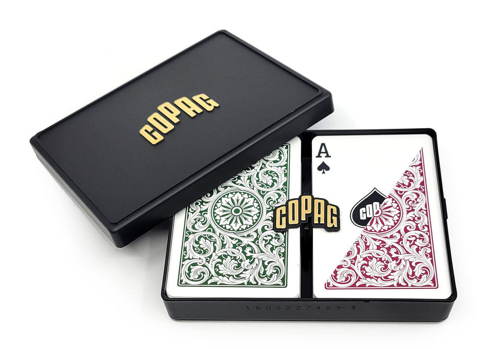 Copag 1546 Design bridge-size green burgundy deck front, elegant look