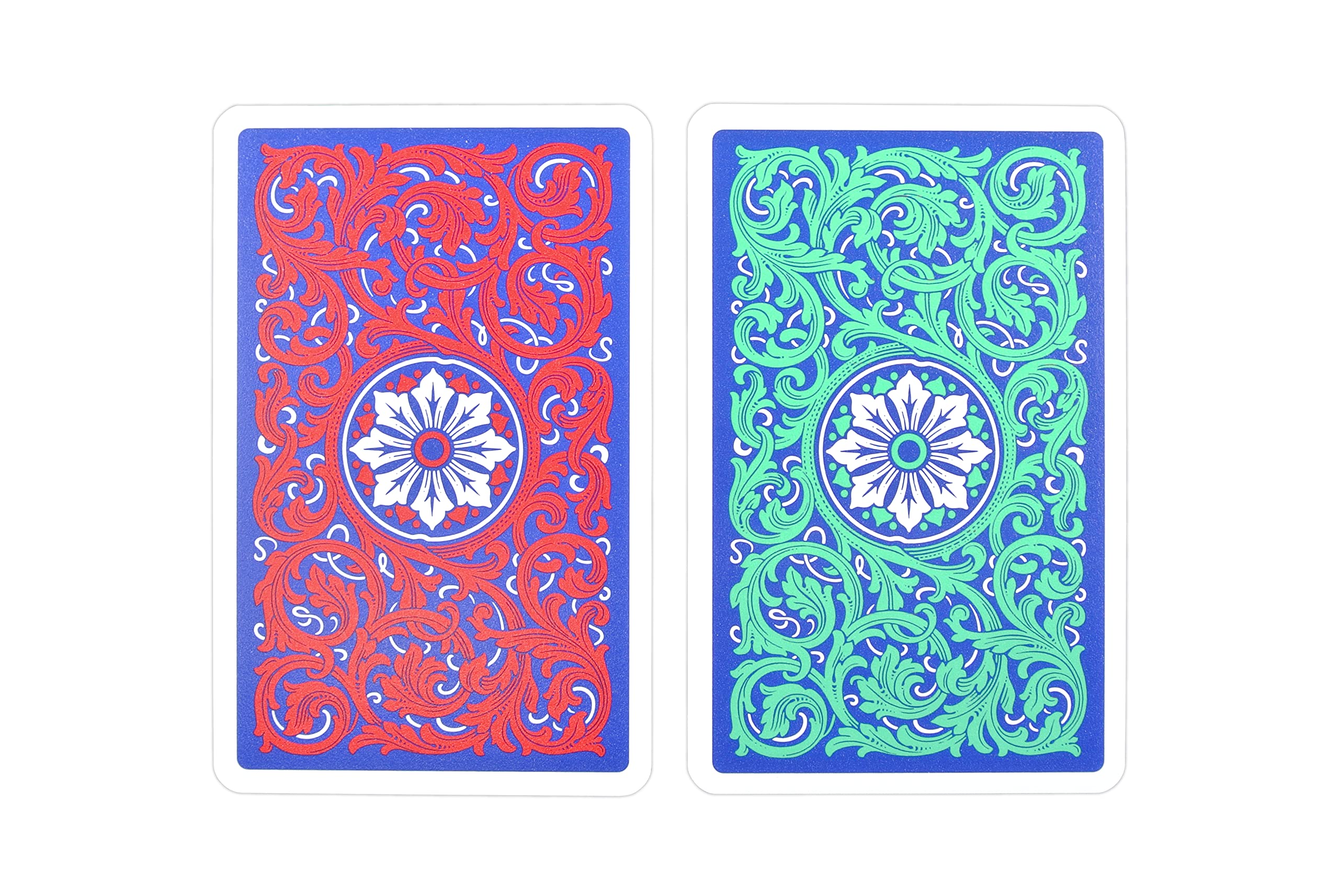 Copag 1546 Neoteric cards are water-resistant and easy to clean.