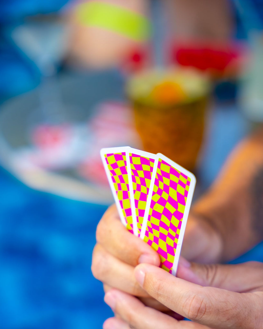 Copag Go Deck durable plastic cards resist creasing for long-lasting play sessions.