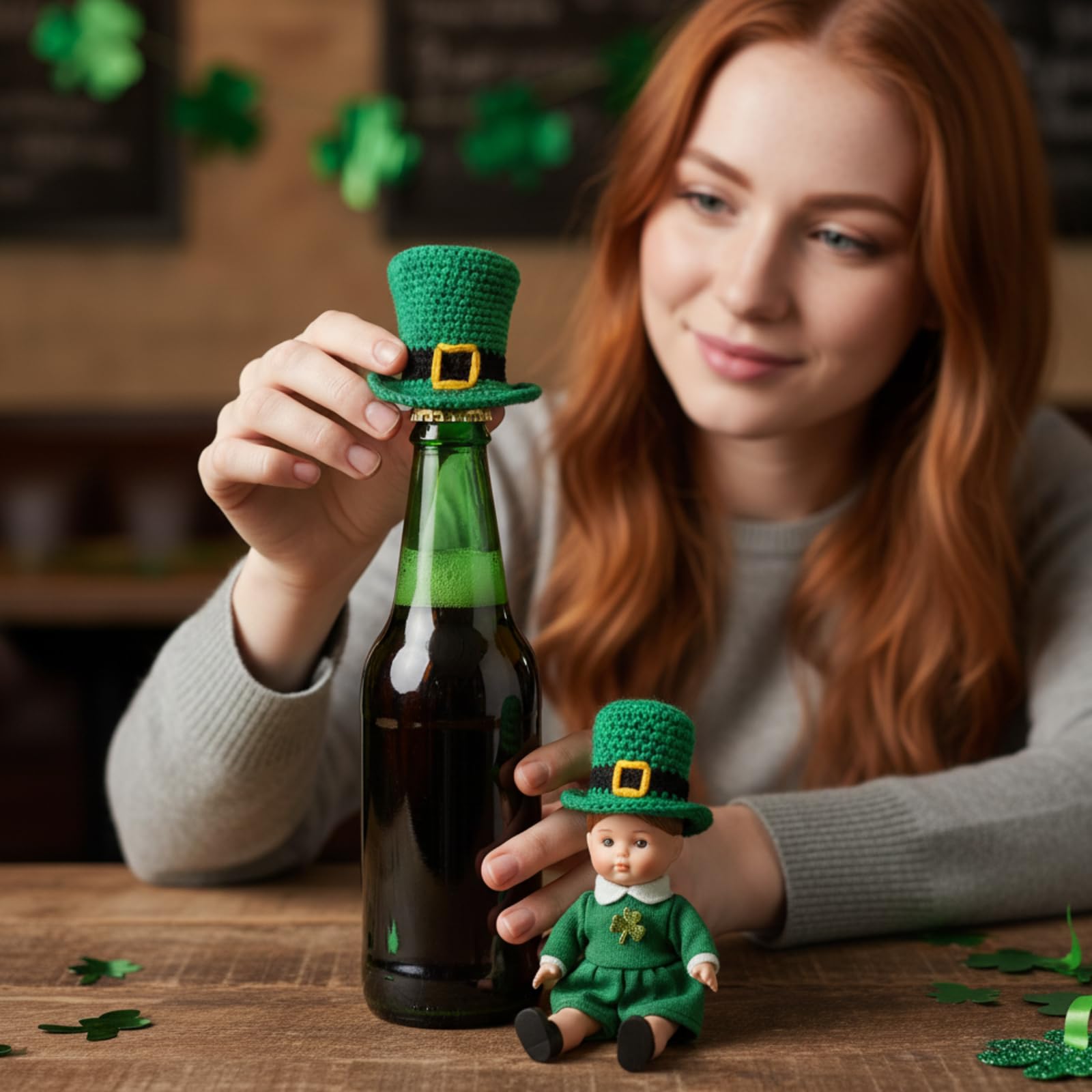Cotwinter party-prop-green-leprechaun-hat supports Irish-themed events.