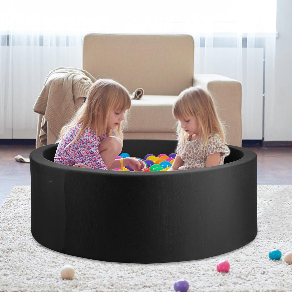 COZYTRAUM ball pit suitable for indoor or outdoor use in homes.