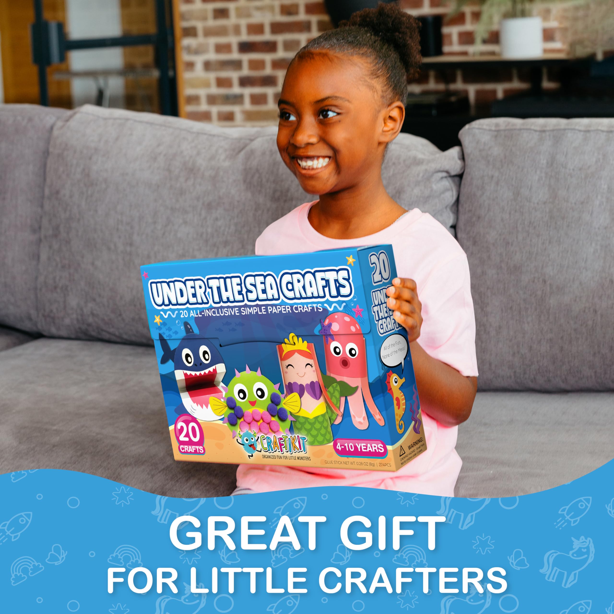 Craftikit 20 Under The Sea shark puppet activity stimulates storytelling.