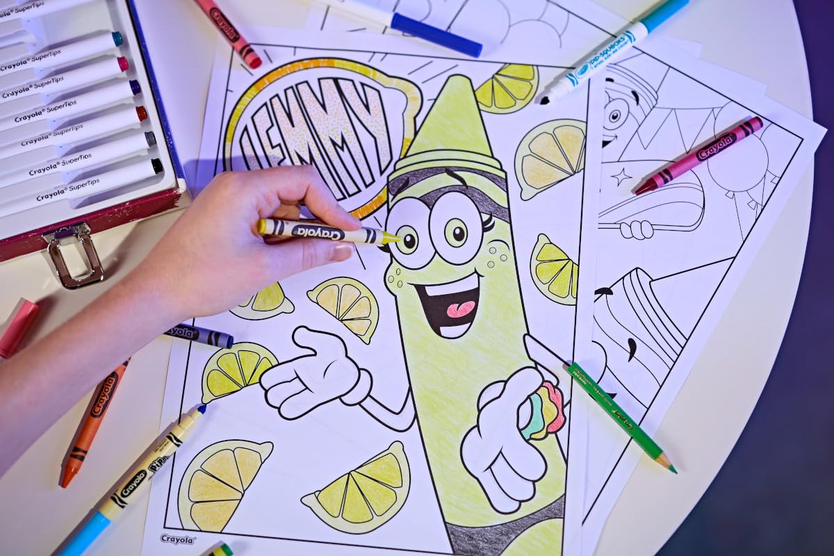 Pip-Squeaks Skinnies markers offer smooth lines for outlines