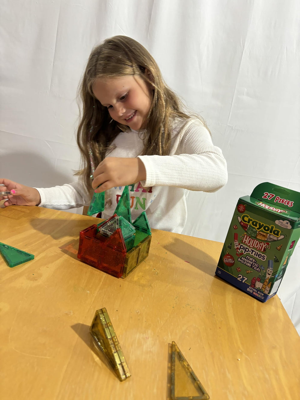 CreateOn Crayola on-the-go tiles pack ideal for travel entertainment.