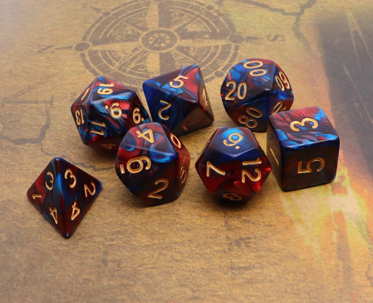 CREEBUY polyresin dice with a reusable bag for portable gaming sessions.