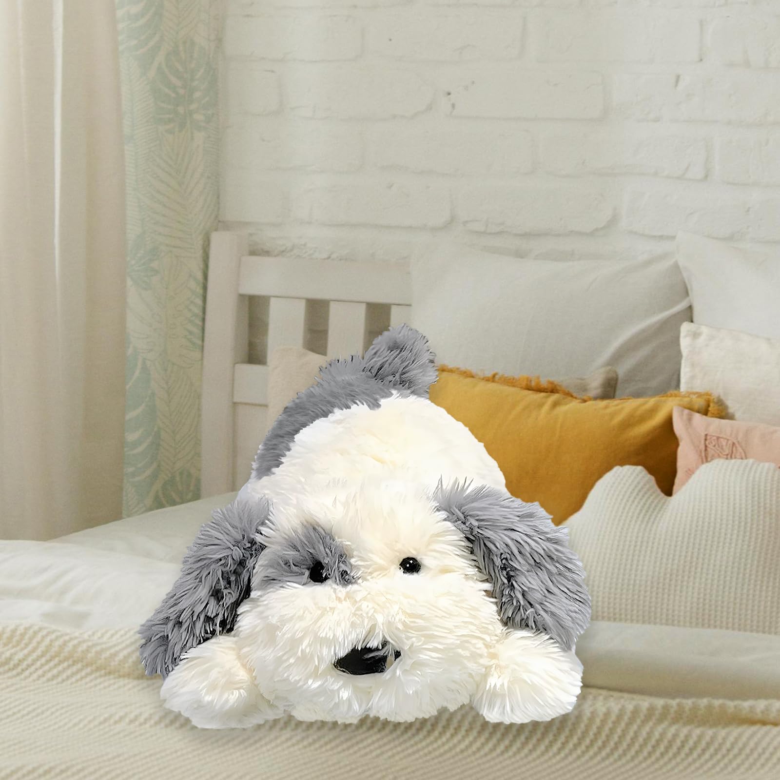 Crillop internal wiring keeps weight fixed in head and body for stable hugs.