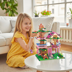 CSNRHG Dream Tree House compatibility with popular blocks makes expansion easy.