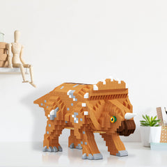 CSNRHG Triceratops parts guide aids orderly building steps.