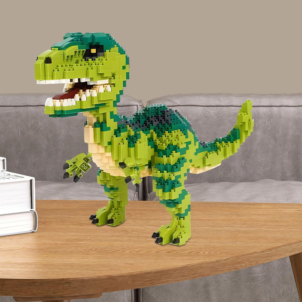 CSNRHG Velociraptor display model for shelf or desk