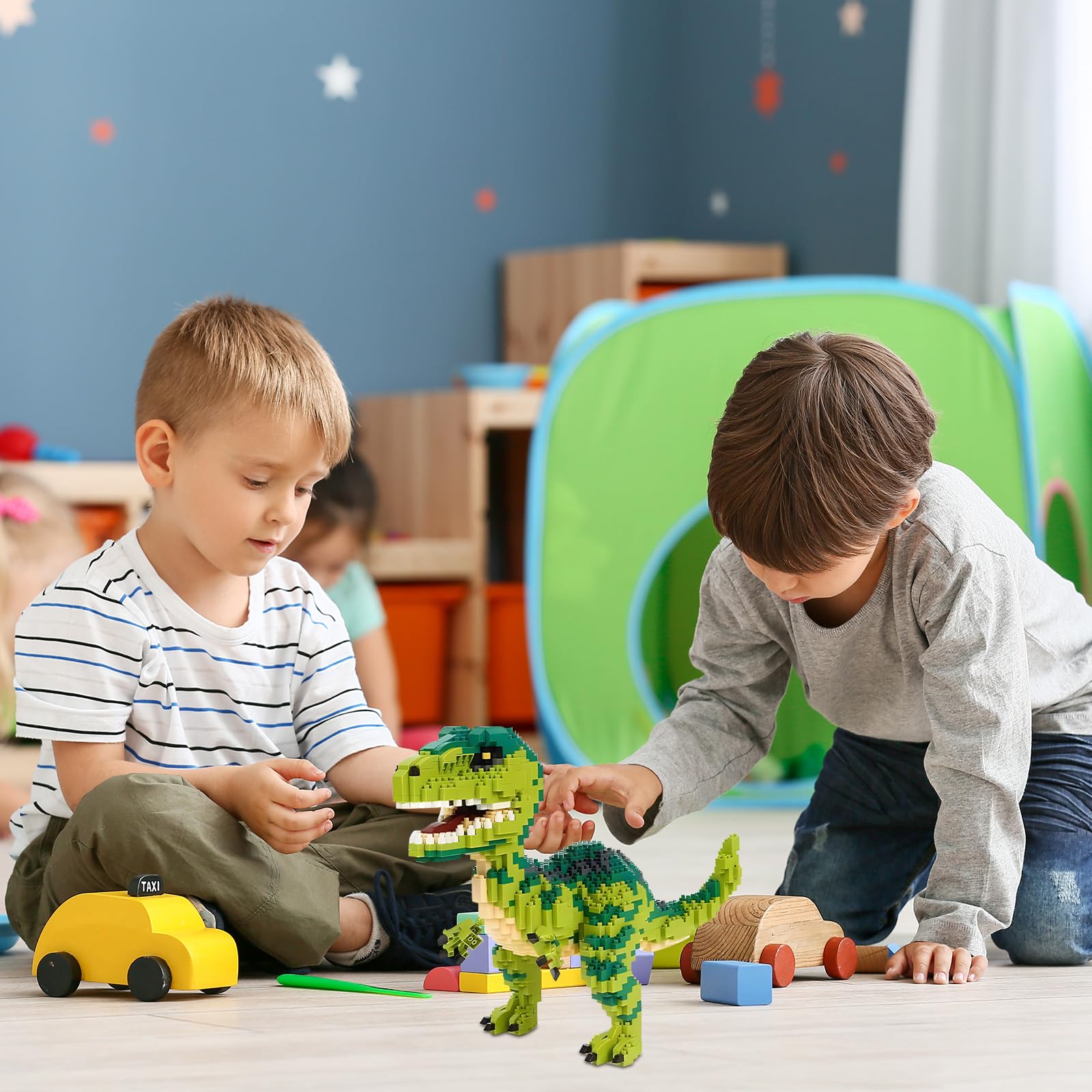 CSNRHG Velociraptor educational set supports spatial thinking through building