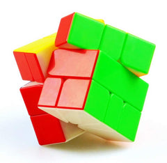 CuberSpeed Yuxin Little Magic Square-1 M magnet closeup, 28 light magnets for clarity.