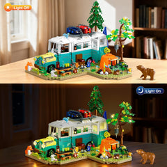 CUBIMANA Wilderness movable bus rolling across a desk surface