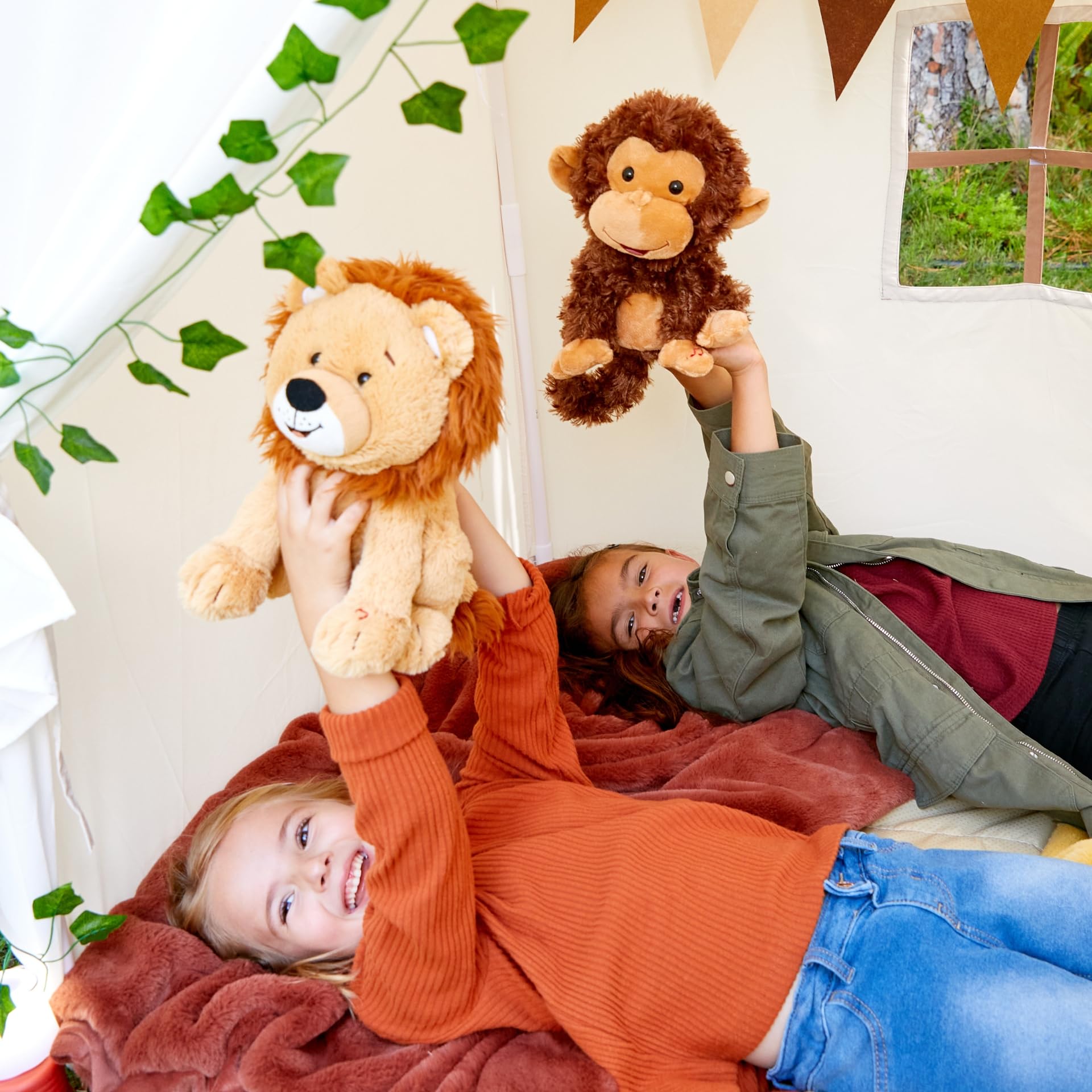 Child-friendly play with Coco's spinning motion and sounds