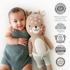 Elliott Fawn hand-knit closeup highlights the smooth cotton yarn texture.