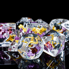 Cusdie D00 die featuring bee and purple blooms; ergonomic font for quick checks