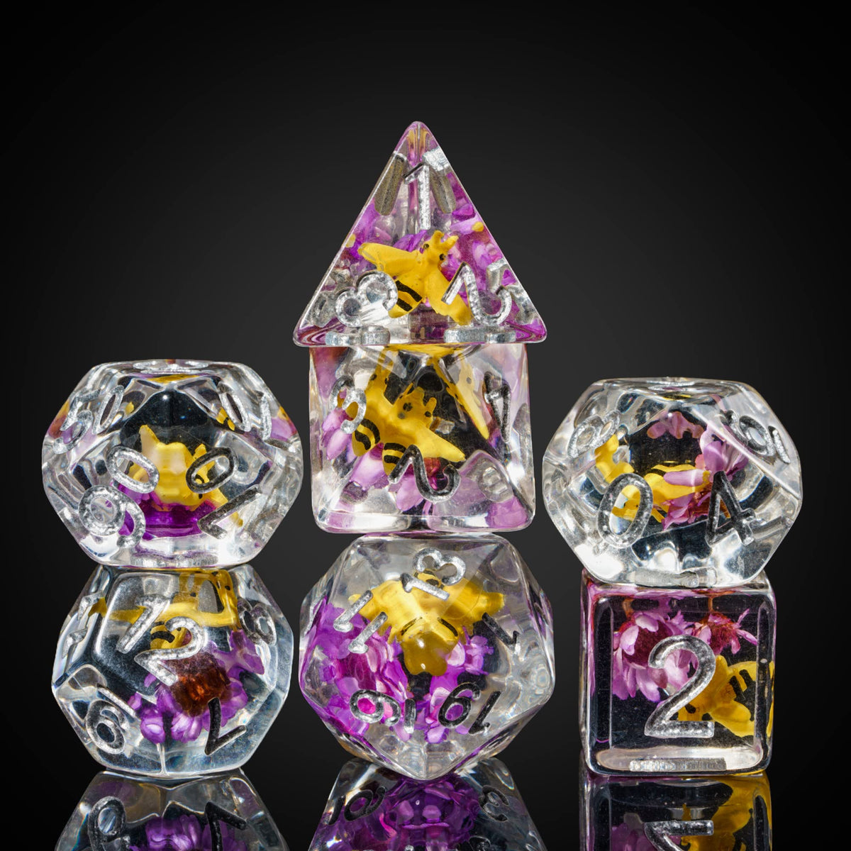 Cusdie 7-die DND set with bee in purple flowers; clear D4 for easy reading