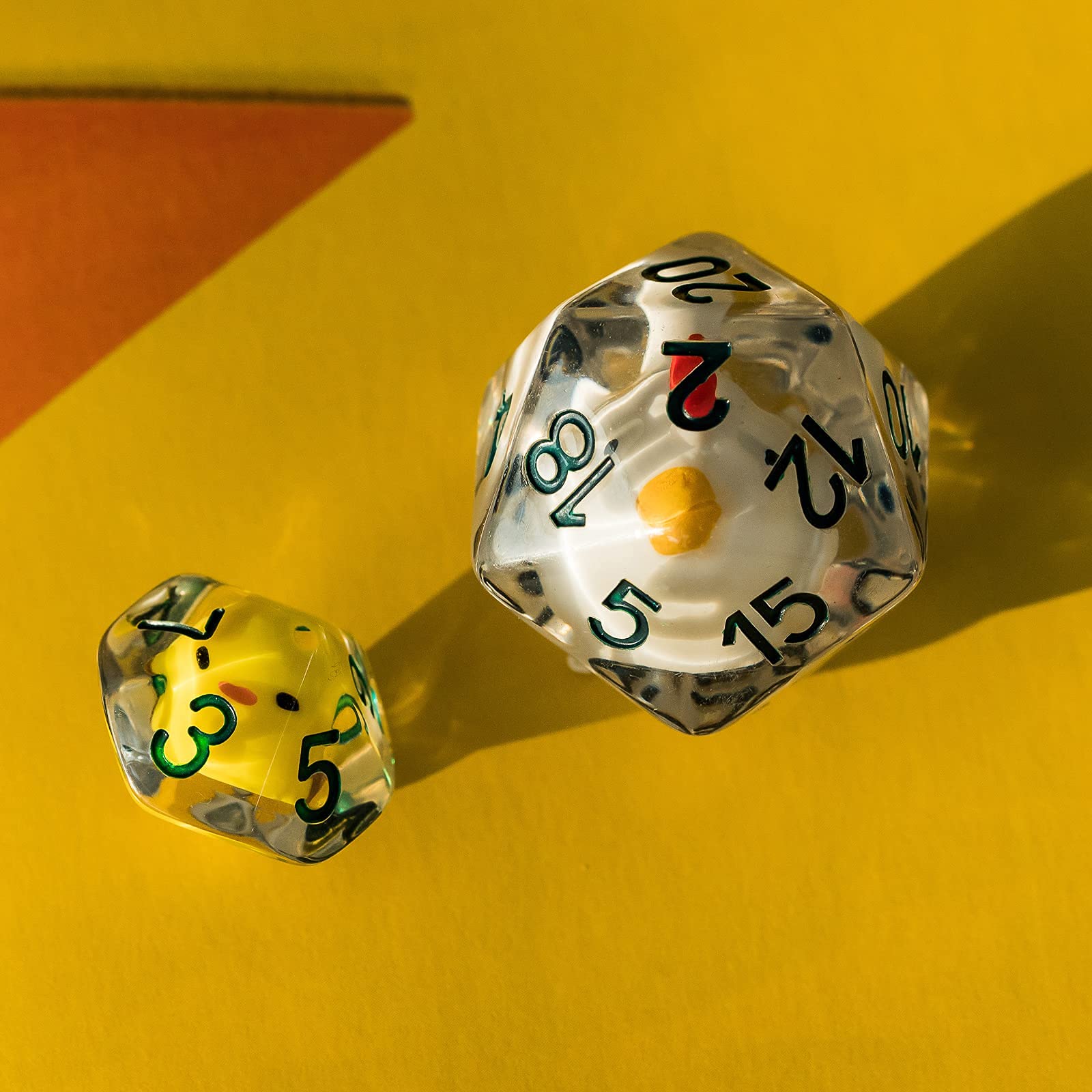 Cusdie d00-egg-inside dice for dramatic percentile rolls