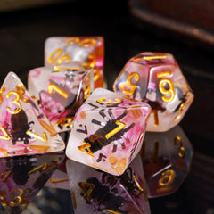 Cusdie DND dice enhance gamer setups with unique, eye-catching aesthetics.