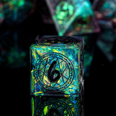 Cusdie magic circle pattern on dice adds enchanting visuals for tabletop immersion.