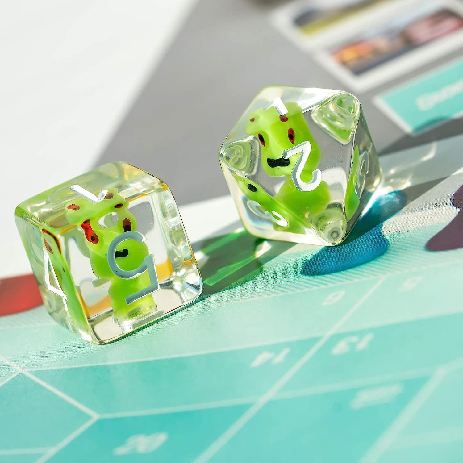 Cusdie risk-free-purchase-support reassures buyers with quick help.