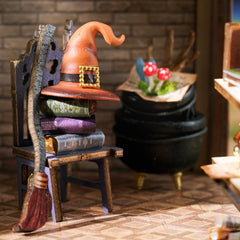 Cutebee DIY Dollhouse Kit gift box presentation makes a thoughtful keepsake.