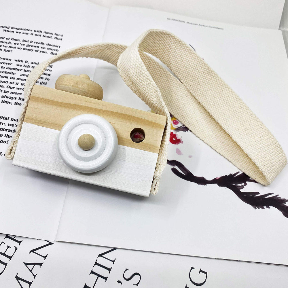 Cynzia mini camera toy hanging strap for hands-free exploration.
