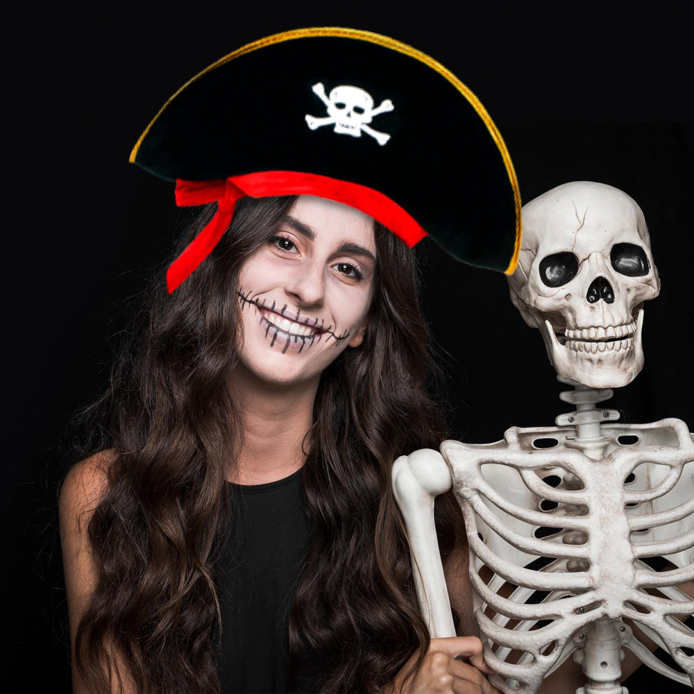 D-Fokes pirate hat set including two hats and two eye patches.