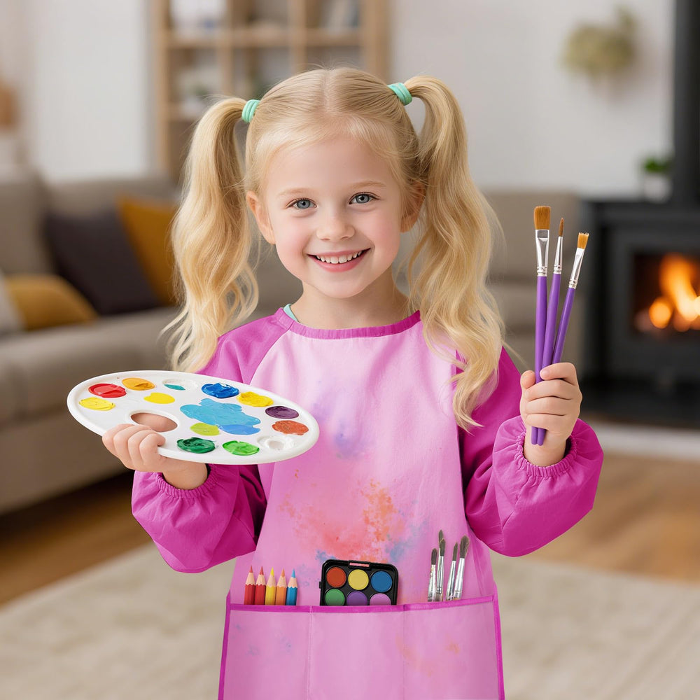 DaiUni pink art smock ideal for preschool crafts and cooking.