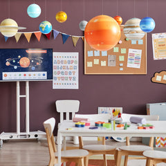 Dan&Darci planet cards included for vibrant space facts
