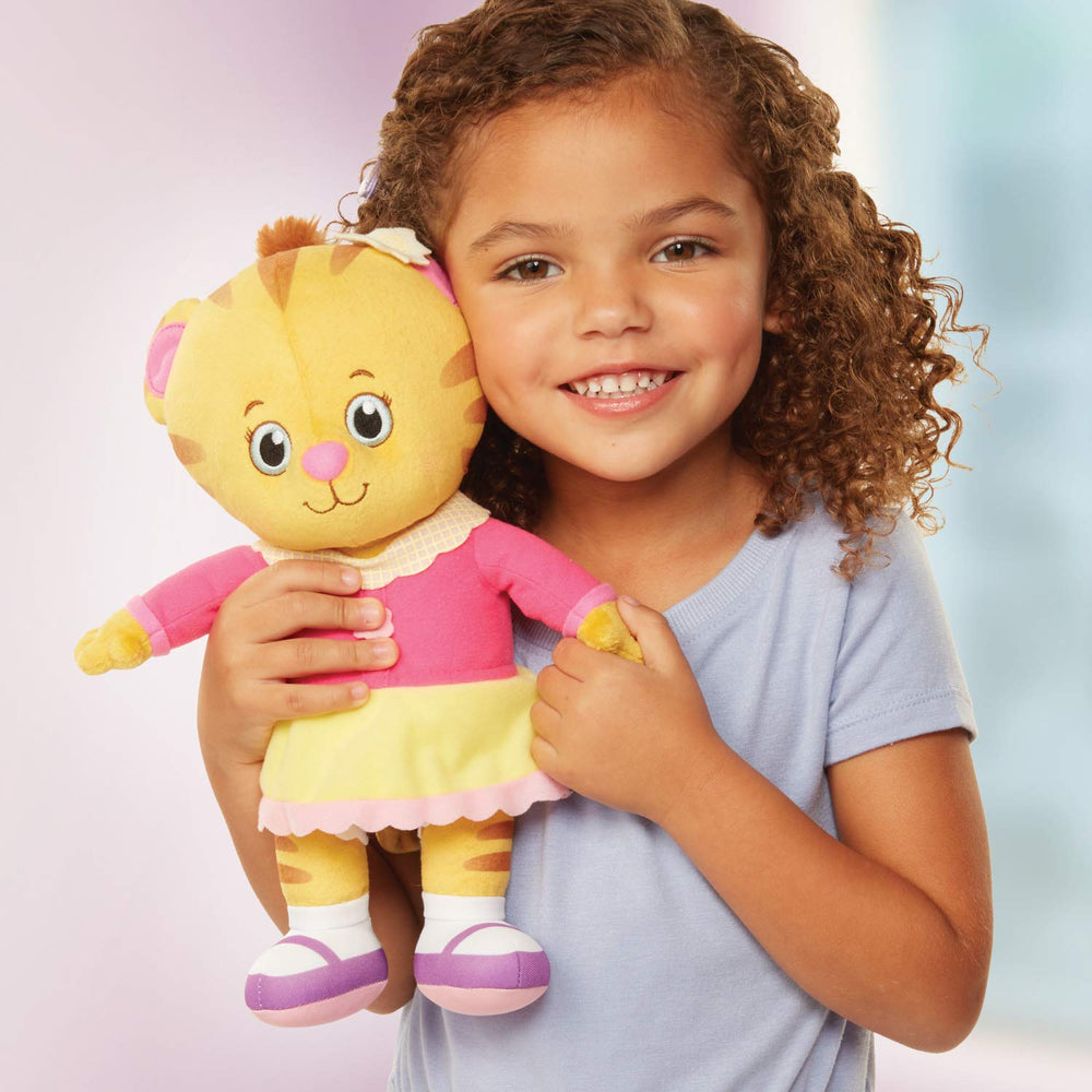 Pressing Margaret's paw activates baby sounds for engaging role-play sessions