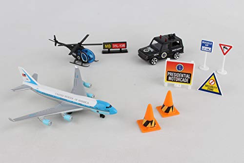 Daron Secret Service jeep for action-packed airport roleplay adventures.