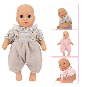 DC-BEAUTIFUL fits 14-18 inch dolls for versatile playtime outfits.