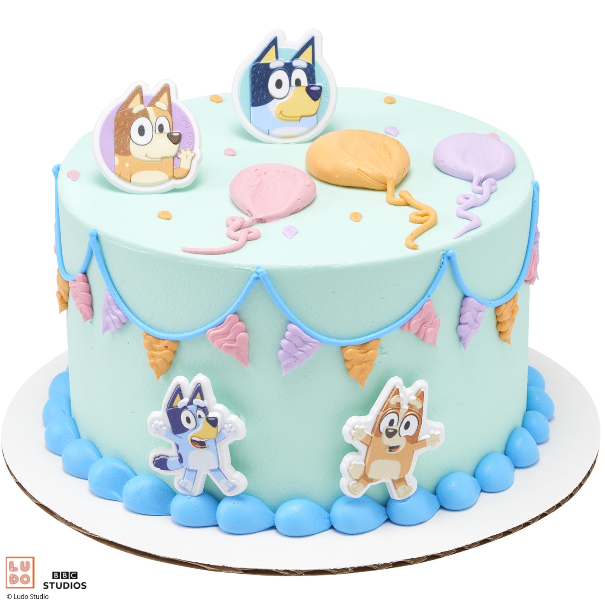 DecoPac Bluey rings on cake base add steady character toppers.