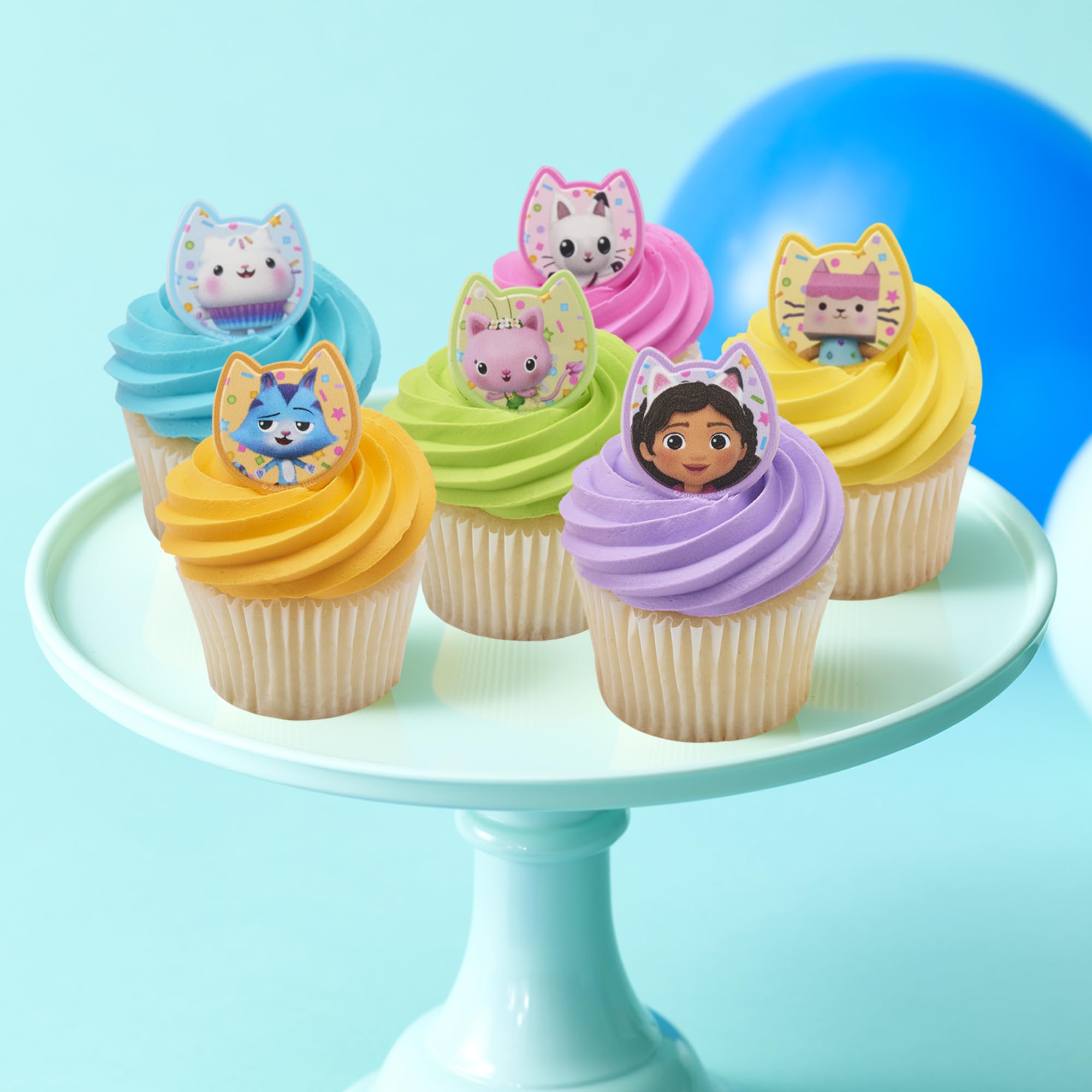 DecoPac Gabby's Dollhouse ring with Pandy Paws for colorful party cupcakes.