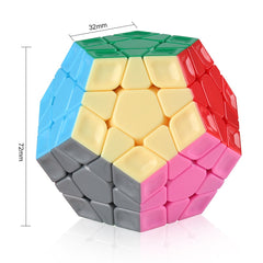 D-FantiX Cyclone Boys Megaminx pentagonal dodecahedron shape for rich puzzle experience.