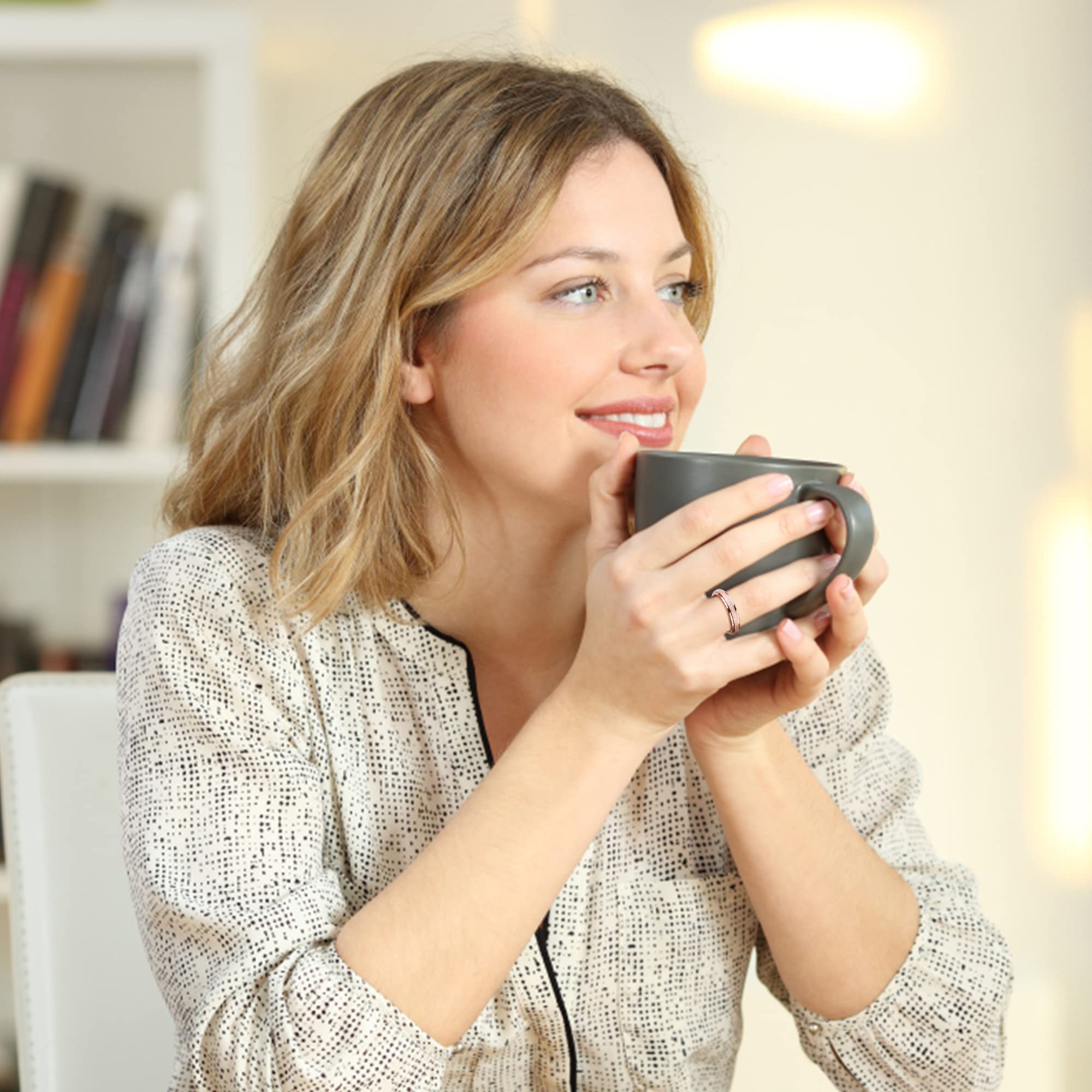 Diamday rose gold fidget ring detail highlighting inner polish for smooth wear