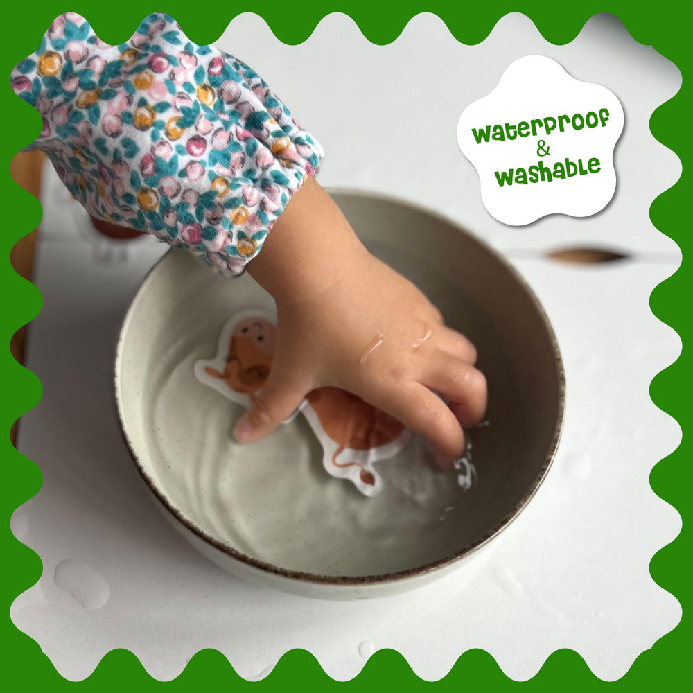 Dino Mini Stick4Ever Seven-scenes layout sparks creativity during playtime.