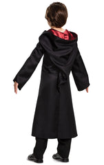 Disguise Gryffindor patch detail on robe boosts genuine wizard vibes.
