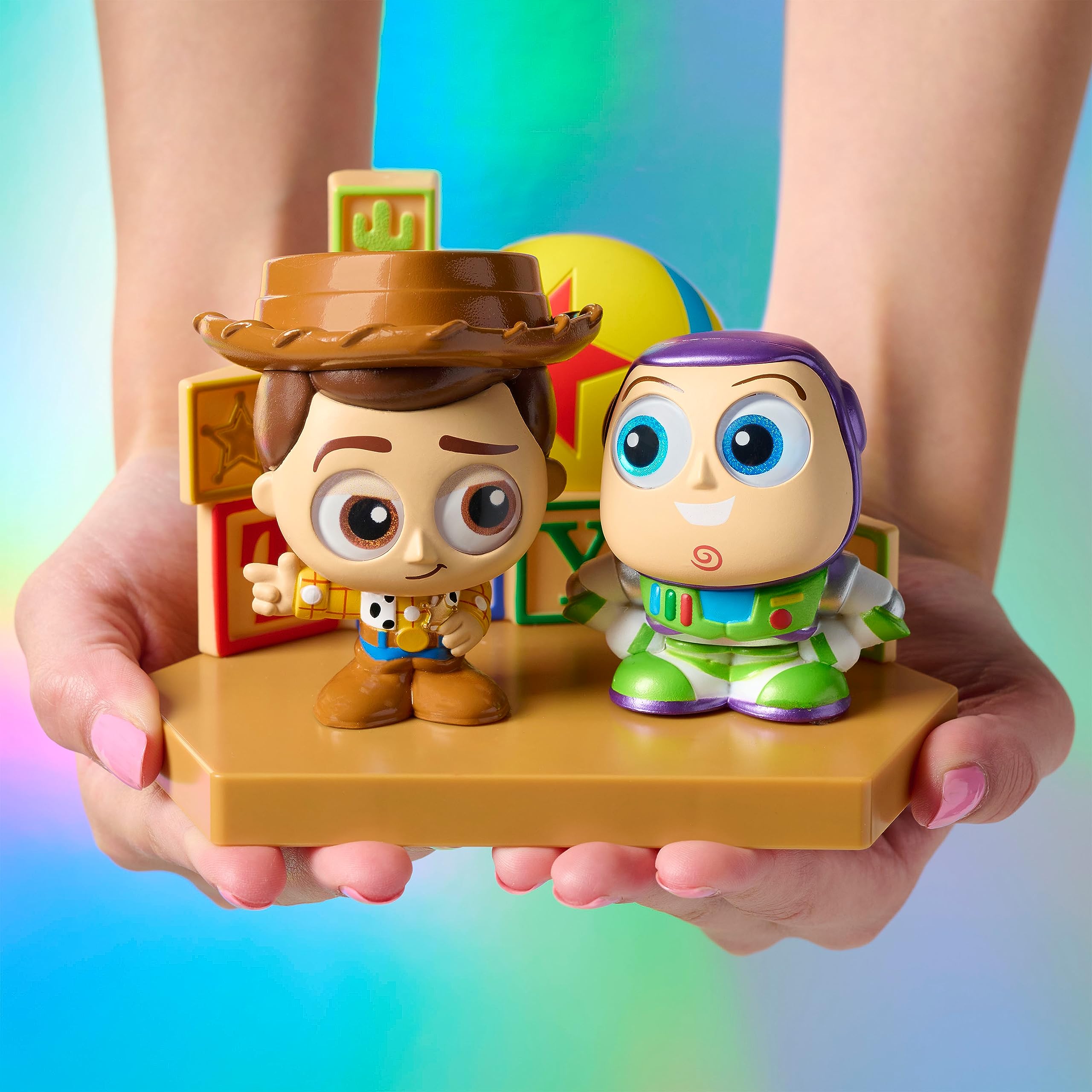 Disney Doorables Grand Entrance 3-inch figures set offers a bold display centerpiece for fans.