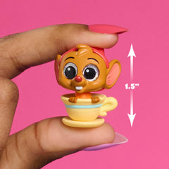 Disney Doorables Minnie roller-skates focus for dynamic pretend play.