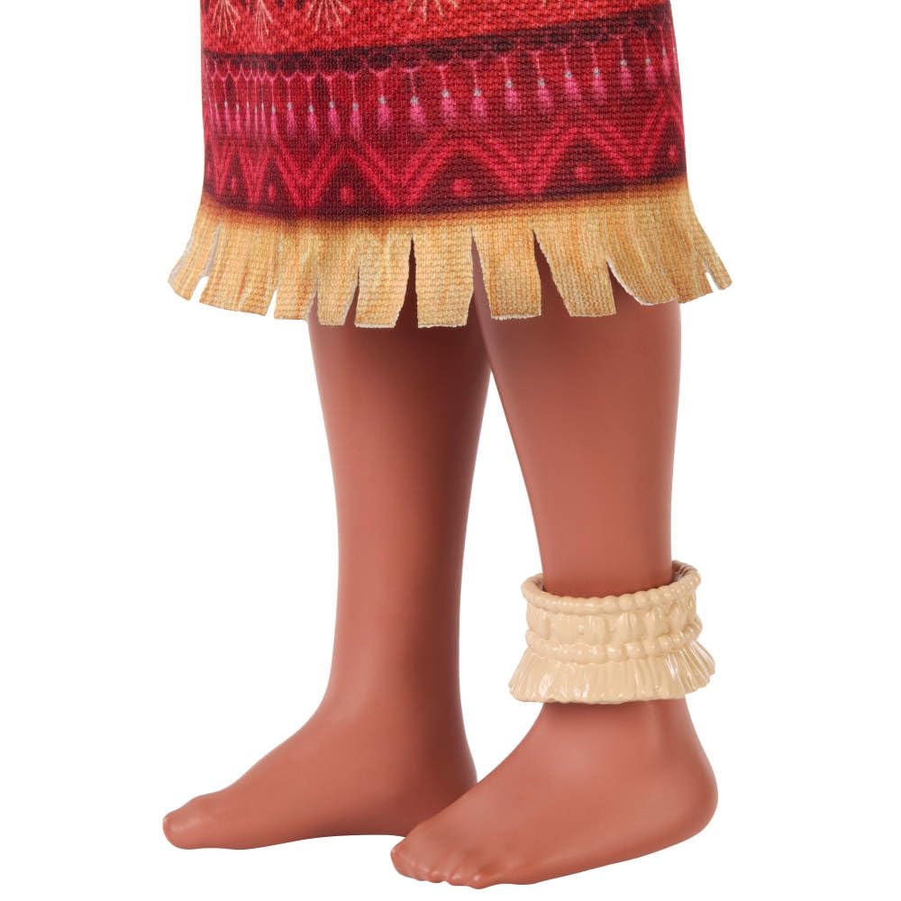 Disney Moana 2 adventure outfit sparks imaginative journeys on land and sea.