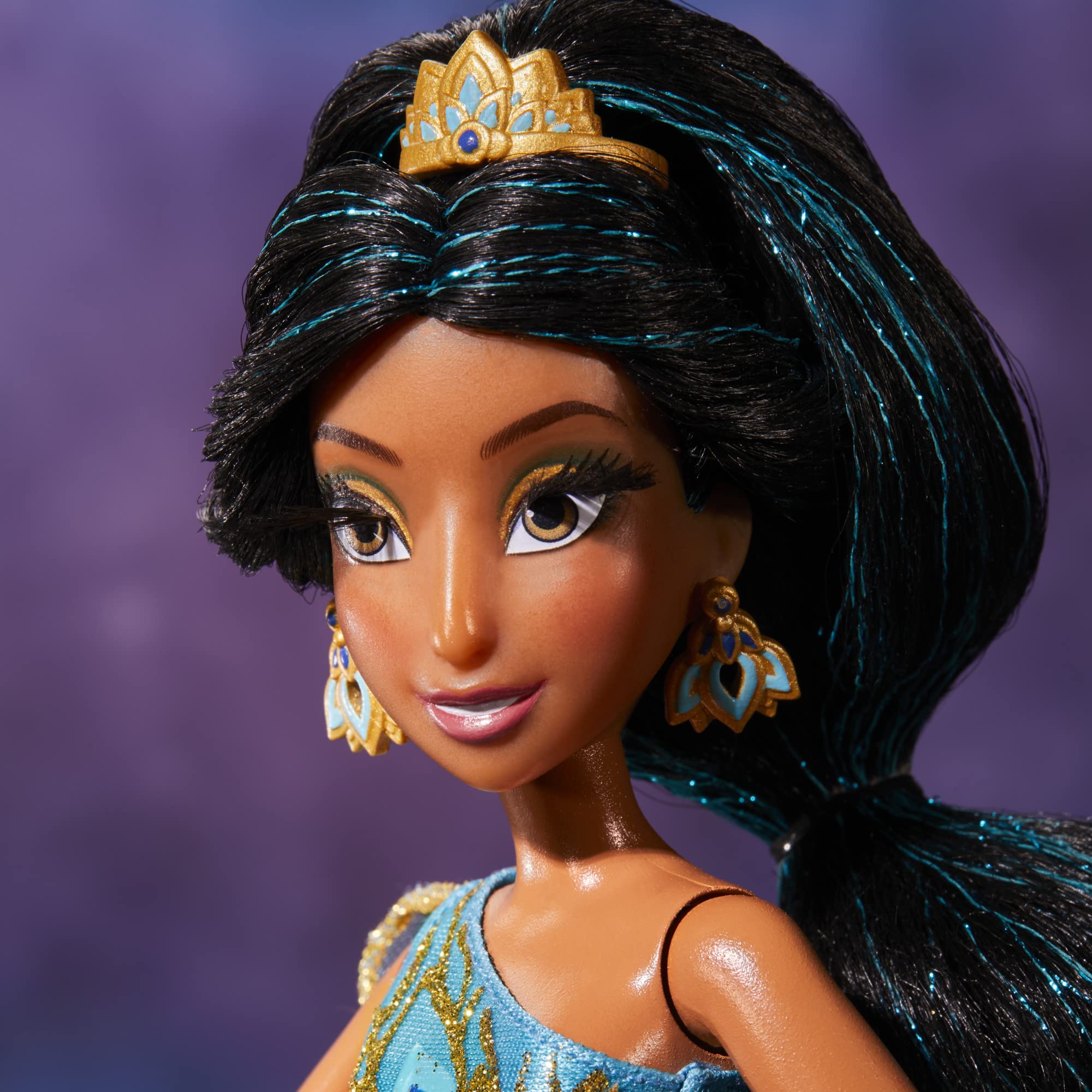 Jasmine earrings with tiara and arm cuff for authentic look